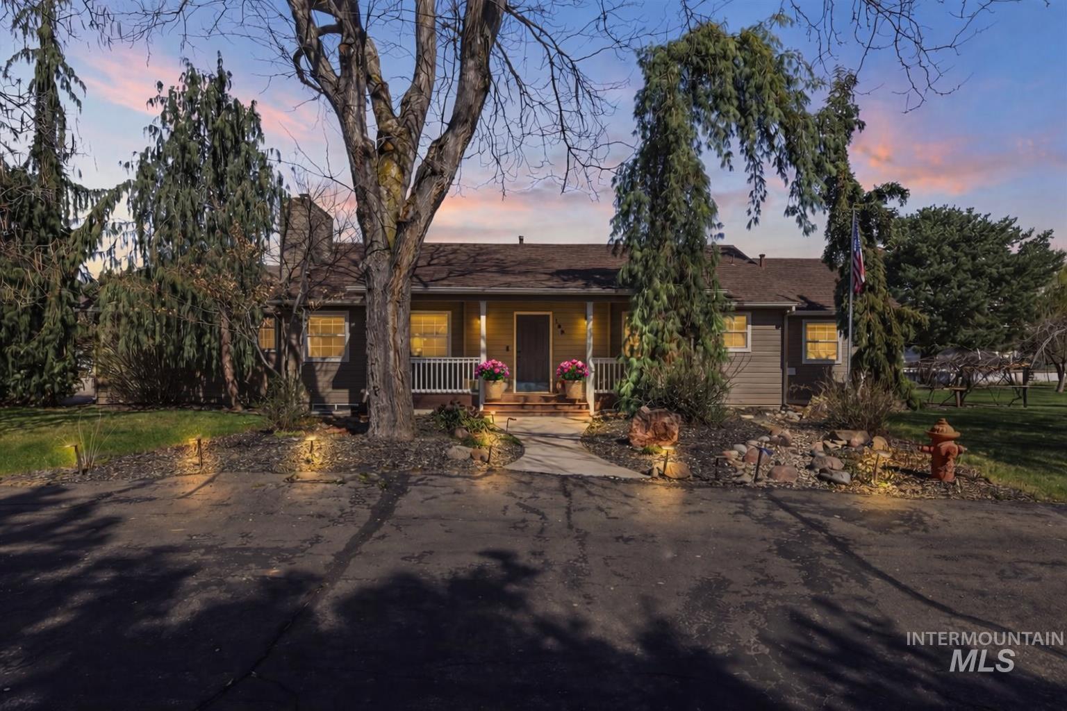 264 W Rush Ct, Eagle, Idaho 83616, 6 Bedrooms, 3.5 Bathrooms, Residential For Sale, Price $1,695,000,MLS 98979414