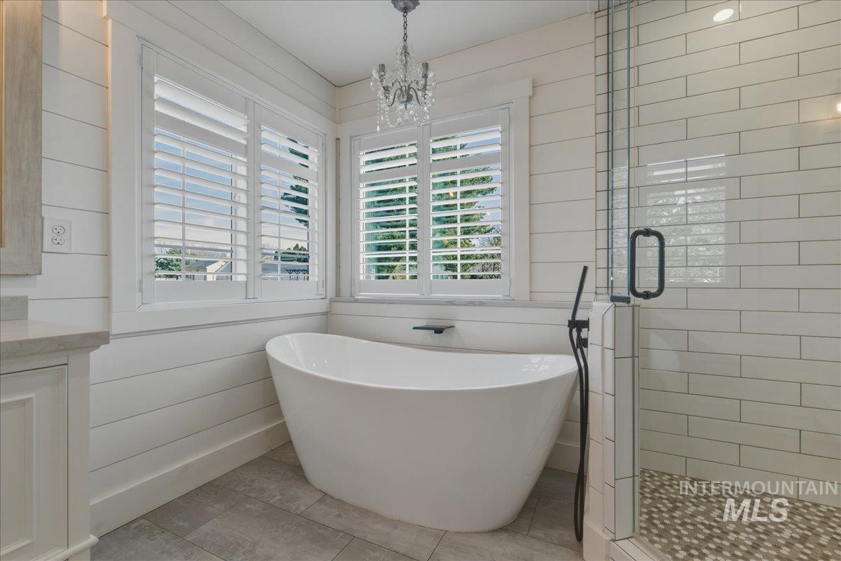 264 W Rush Ct, Eagle, Idaho 83616, 6 Bedrooms, 3.5 Bathrooms, Residential For Sale, Price $1,695,000, 98979414