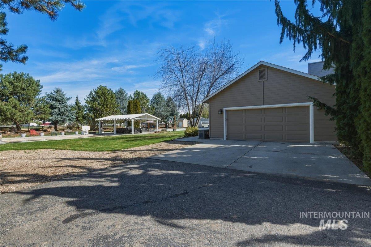 264 W Rush Ct, Eagle, Idaho 83616, 6 Bedrooms, 3.5 Bathrooms, Residential For Sale, Price $1,695,000,MLS 98979414