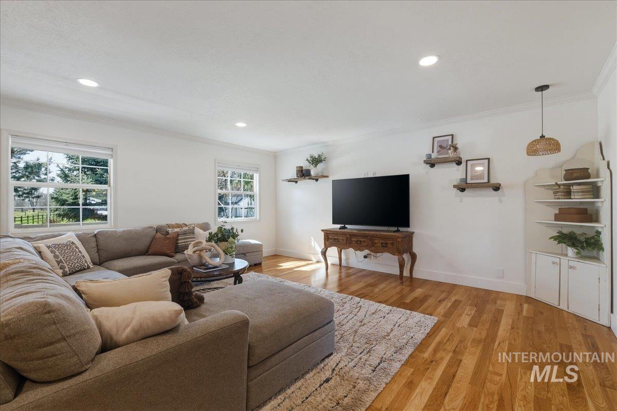 264 W Rush Ct, Eagle, Idaho 83616, 6 Bedrooms, 3.5 Bathrooms, Residential For Sale, Price $1,695,000, 98979414