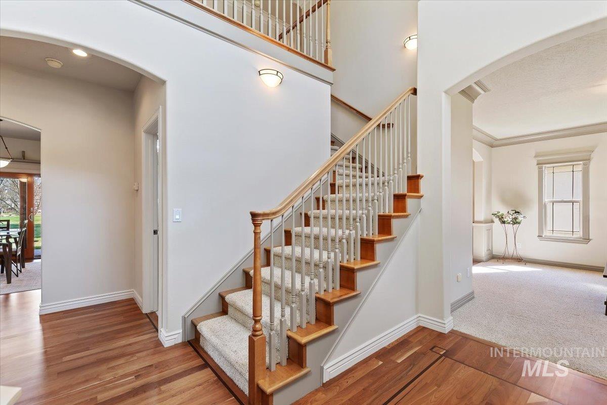 1104 W Colchester Drive, Eagle, Idaho 83616, 4 Bedrooms, 3 Bathrooms, Residential For Sale, Price $1,075,000,MLS 98979415