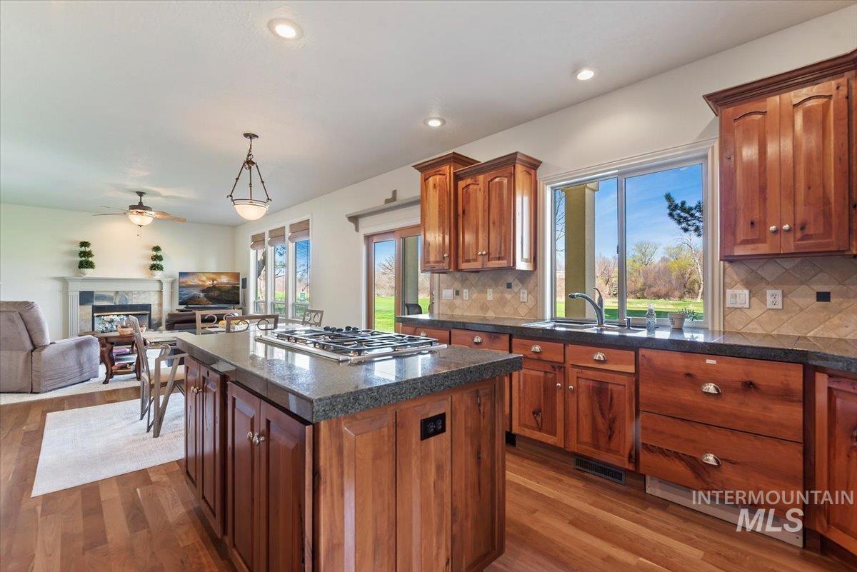 1104 W Colchester Drive, Eagle, Idaho 83616, 4 Bedrooms, 3 Bathrooms, Residential For Sale, Price $1,075,000,MLS 98979415