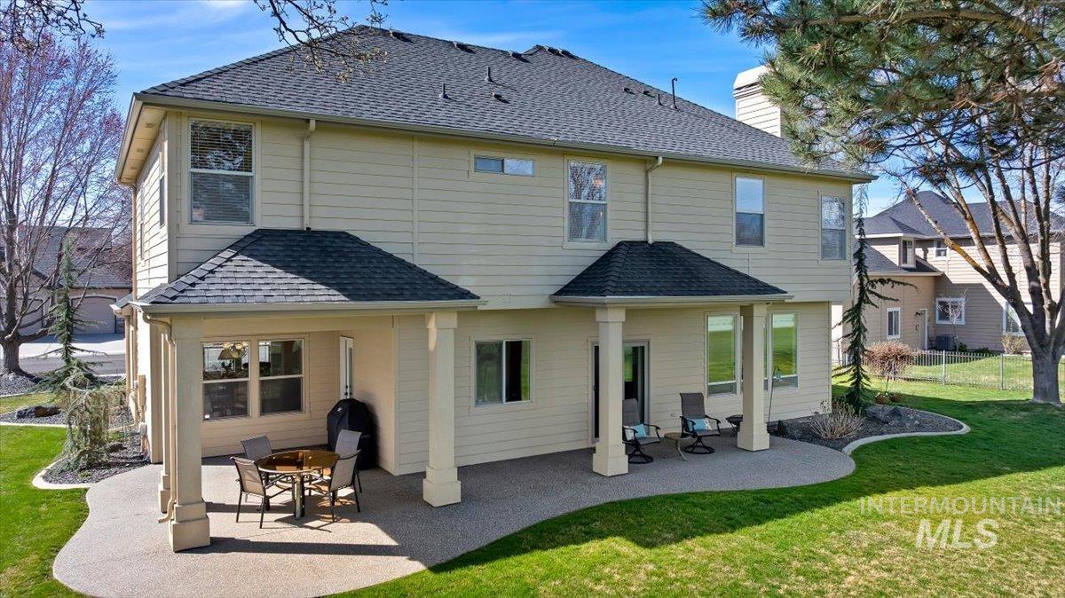 1104 W Colchester Drive, Eagle, Idaho 83616, 4 Bedrooms, 3 Bathrooms, Residential For Sale, Price $1,075,000,MLS 98979415