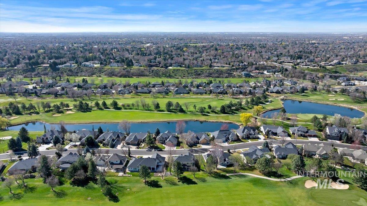 1104 W Colchester Drive, Eagle, Idaho 83616, 4 Bedrooms, 3 Bathrooms, Residential For Sale, Price $1,075,000,MLS 98979415