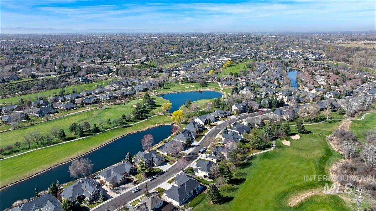 1104 W Colchester Drive, Eagle, Idaho 83616, 4 Bedrooms, 3 Bathrooms, Residential For Sale, Price $1,075,000,MLS 98979415