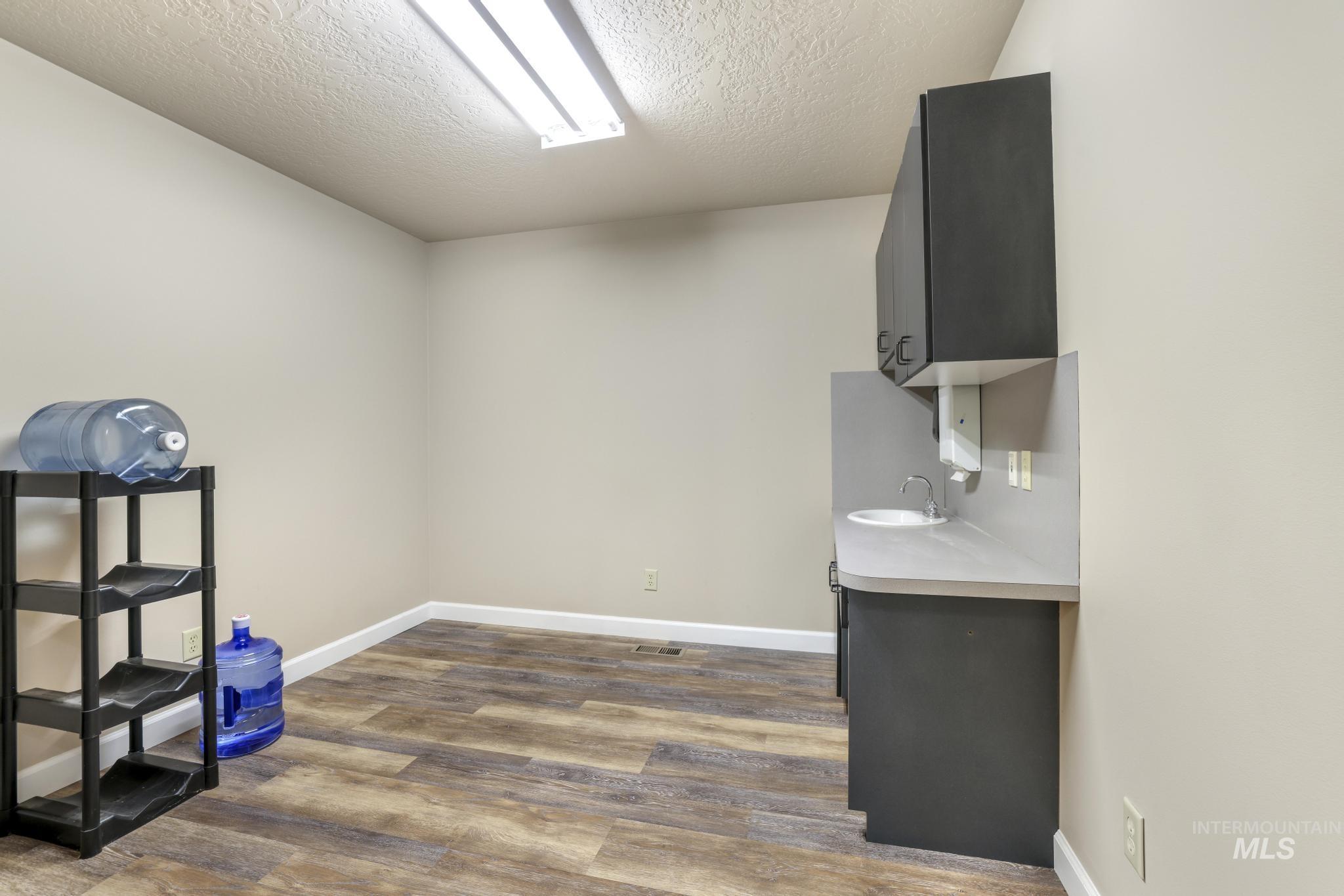 425 Idaho St., Gooding, Idaho 83332, Business/Commercial For Sale, Price $495,000,MLS 98979416