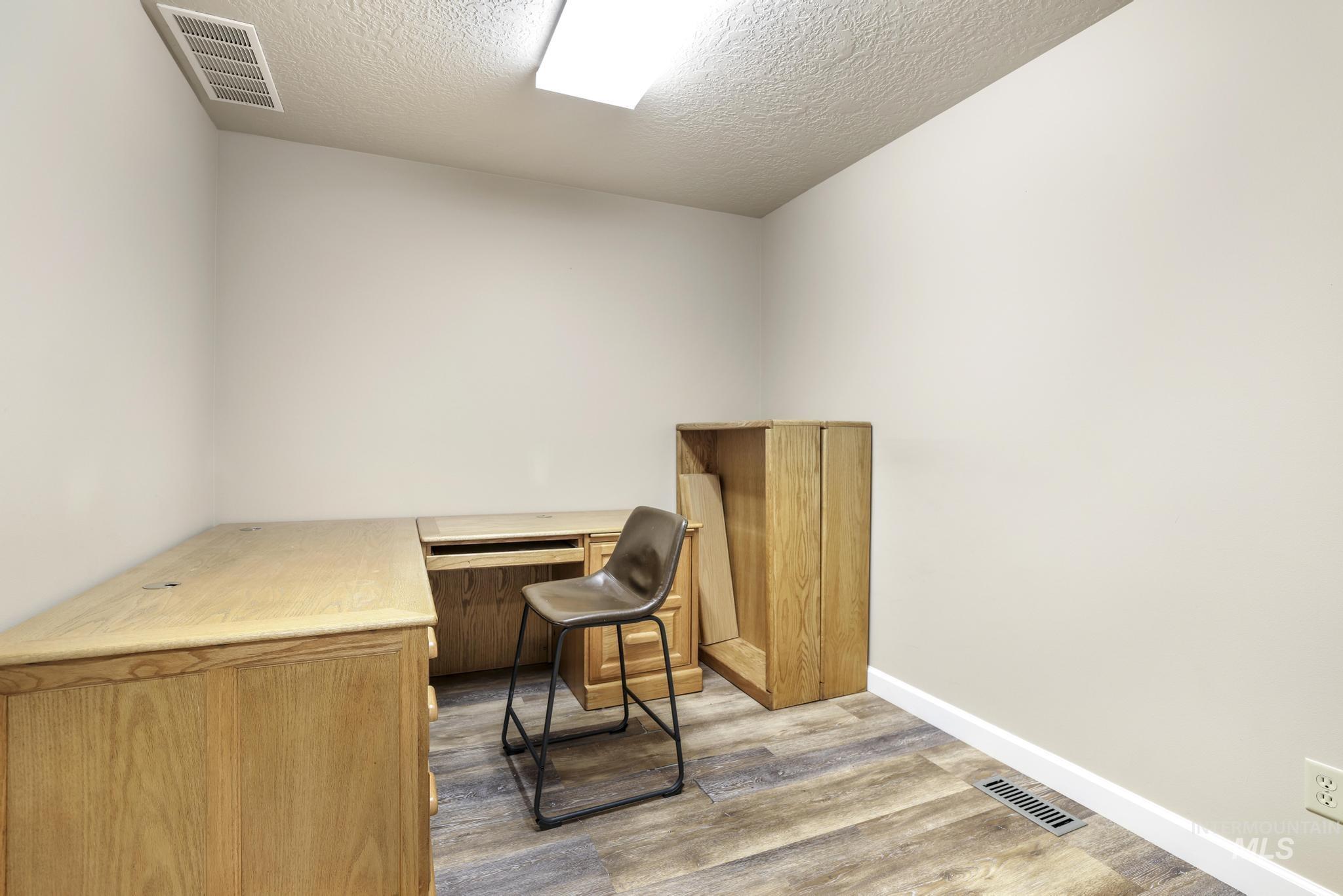 425 Idaho St., Gooding, Idaho 83332, Business/Commercial For Sale, Price $495,000,MLS 98979416