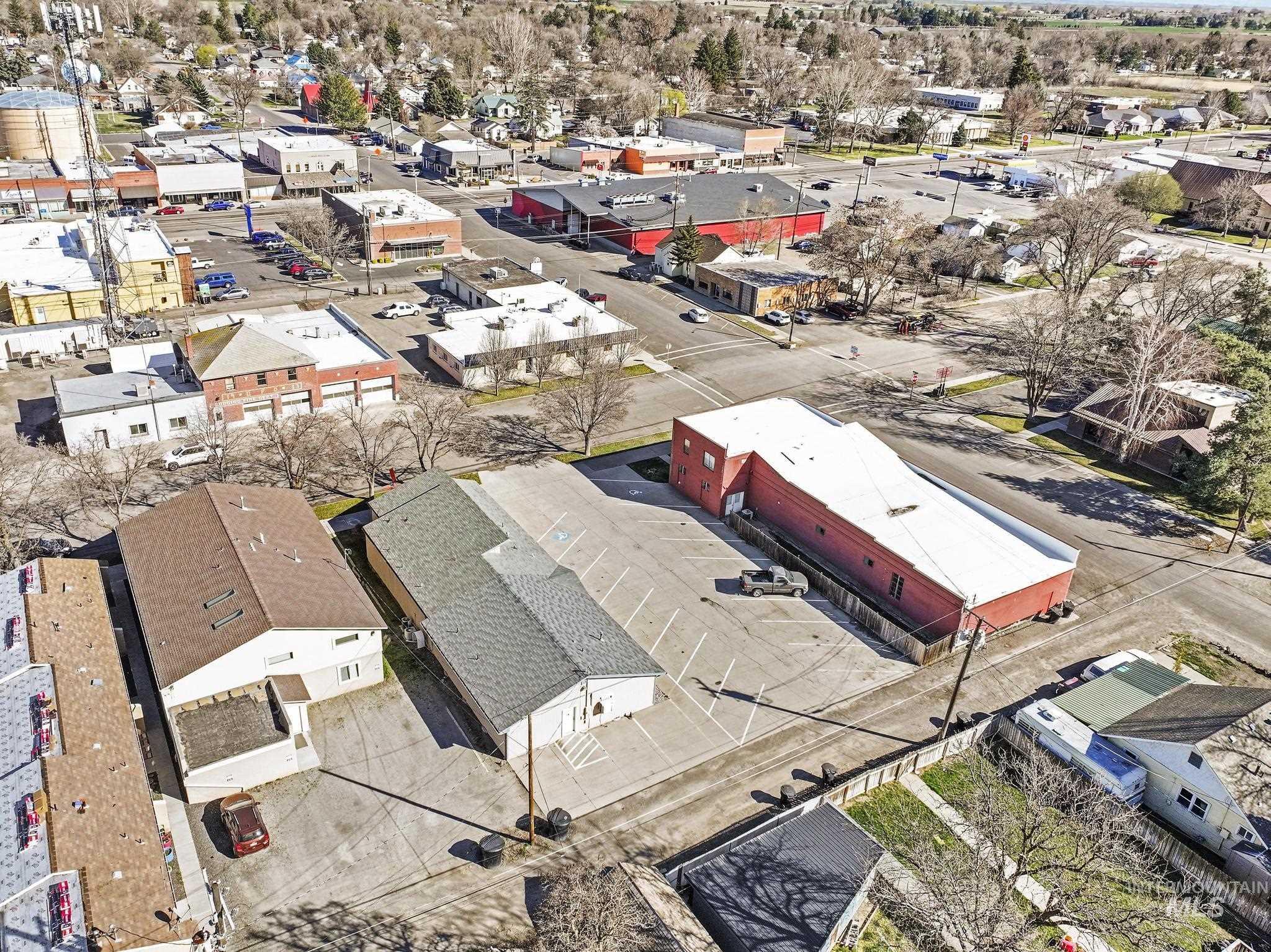 425 Idaho St., Gooding, Idaho 83332, Business/Commercial For Sale, Price $495,000,MLS 98979416