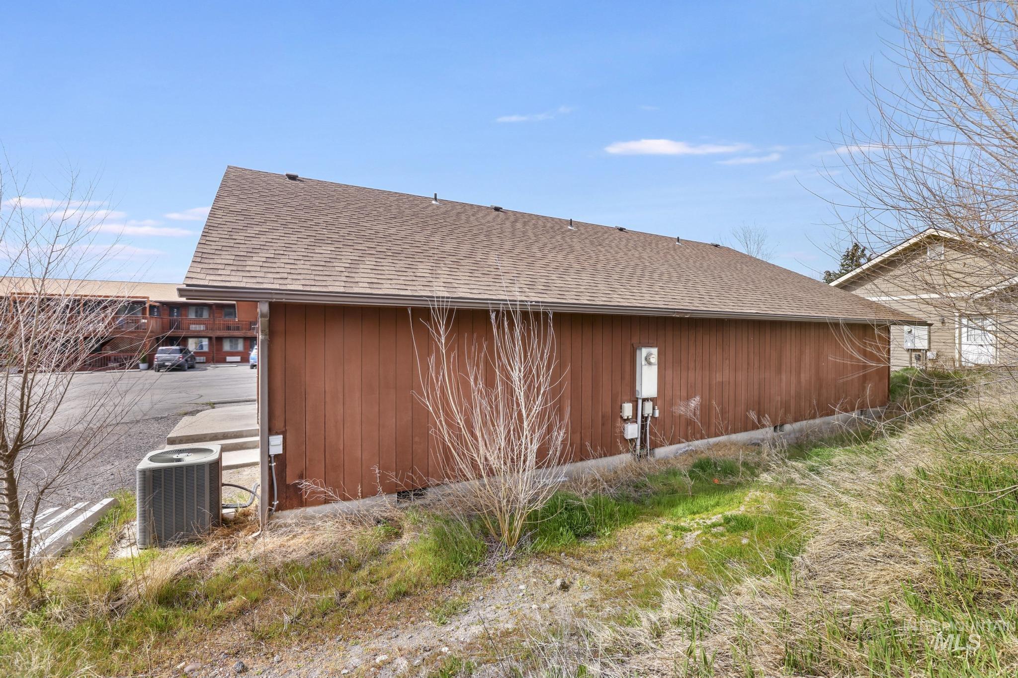640 Frog's Landing, Hagerman, Idaho 83332, Business/Commercial For Sale, Price $395,000,MLS 98979418