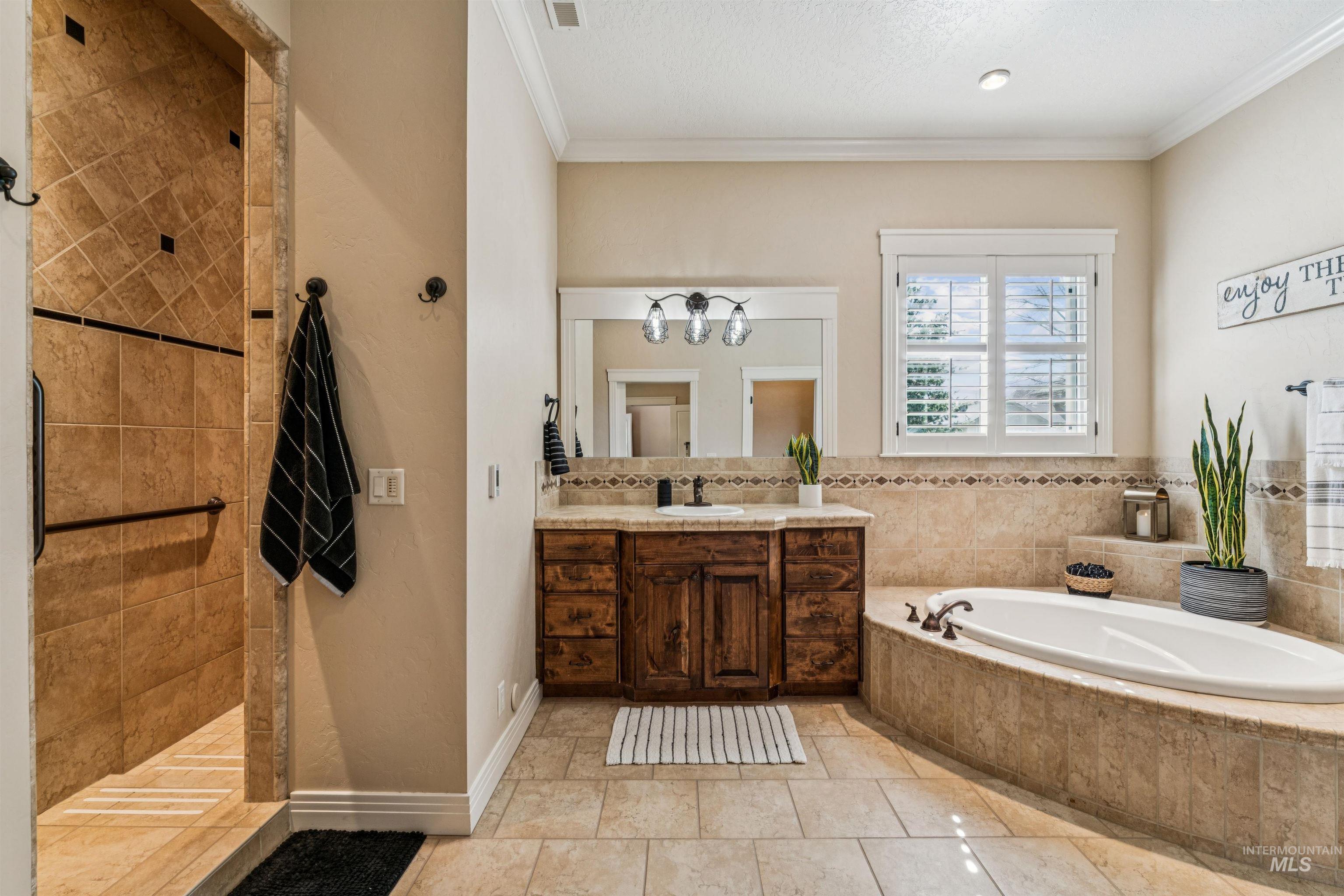 4587 W Clear Field, Eagle, Idaho 83616, 5 Bedrooms, 3.5 Bathrooms, Residential For Sale, Price $1,200,000, 98979421