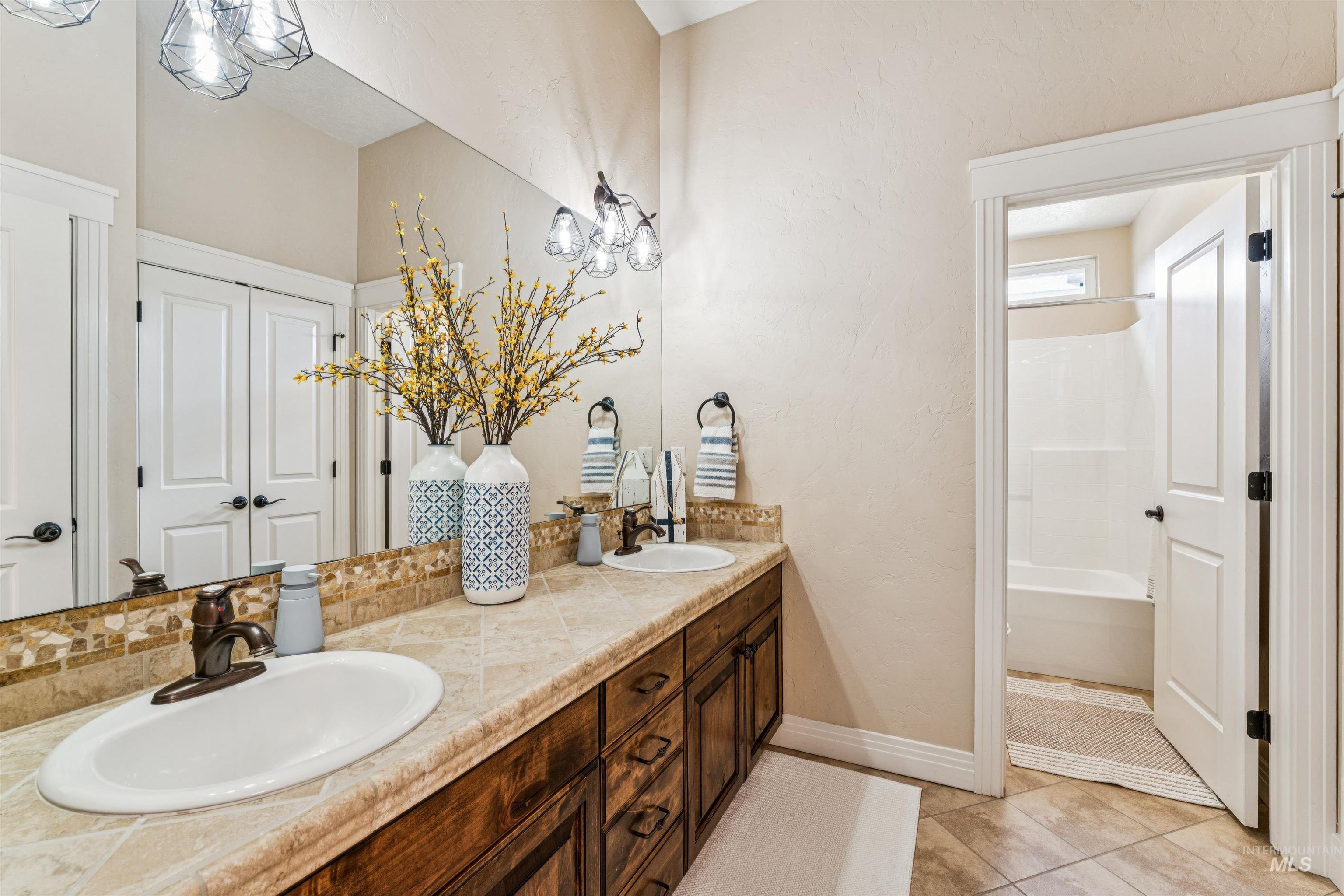 4587 W Clear Field, Eagle, Idaho 83616, 5 Bedrooms, 3.5 Bathrooms, Residential For Sale, Price $1,200,000, 98979421