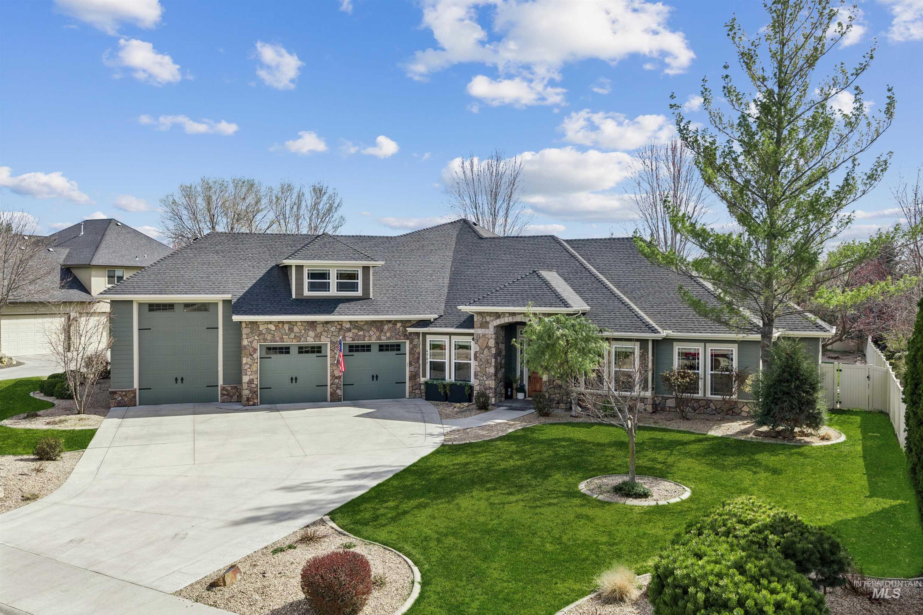 4587 W Clear Field, Eagle, Idaho 83616, 5 Bedrooms, 3.5 Bathrooms, Residential For Sale, Price $1,200,000, 98979421