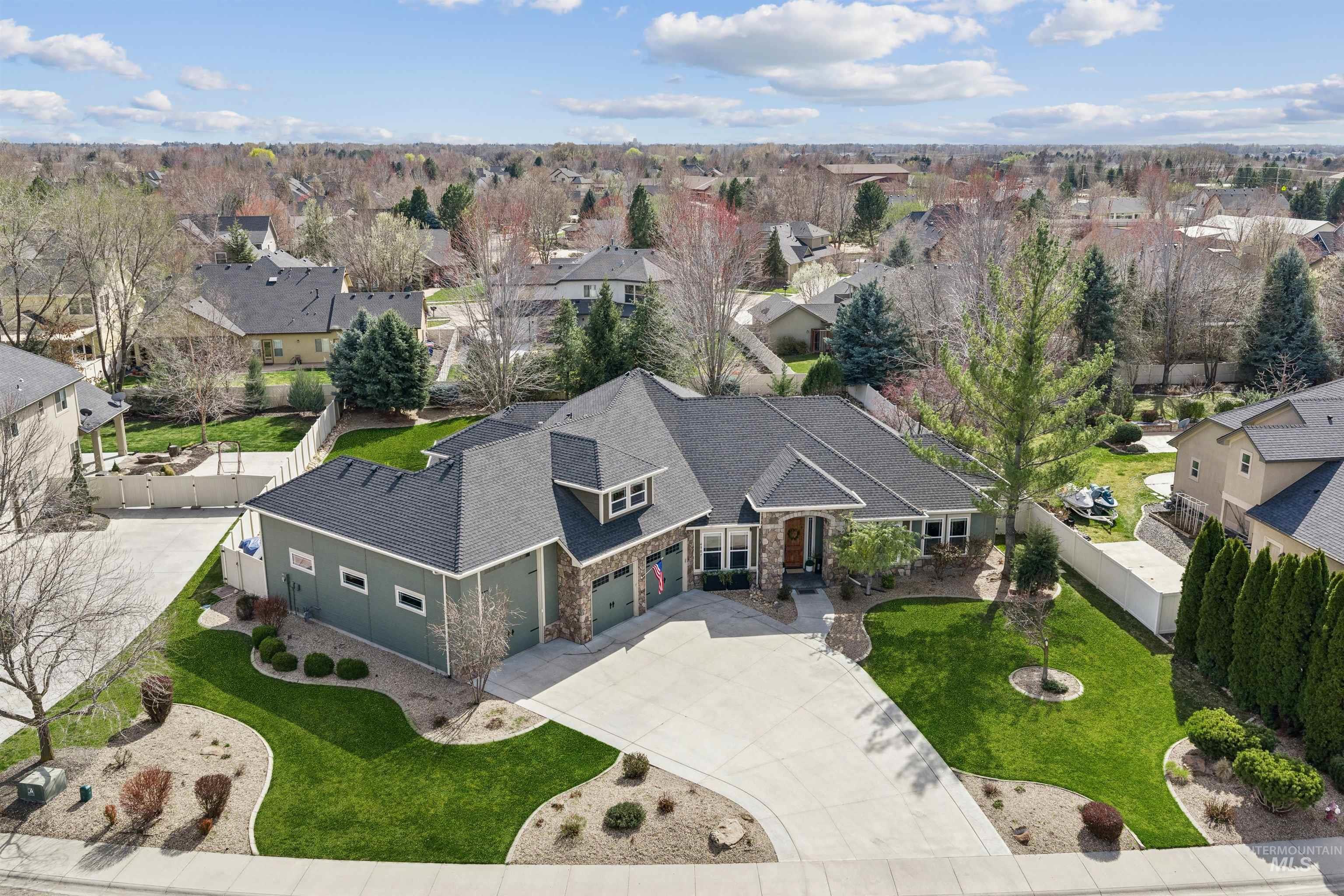 4587 W Clear Field, Eagle, Idaho 83616, 5 Bedrooms, 3.5 Bathrooms, Residential For Sale, Price $1,200,000, 98979421