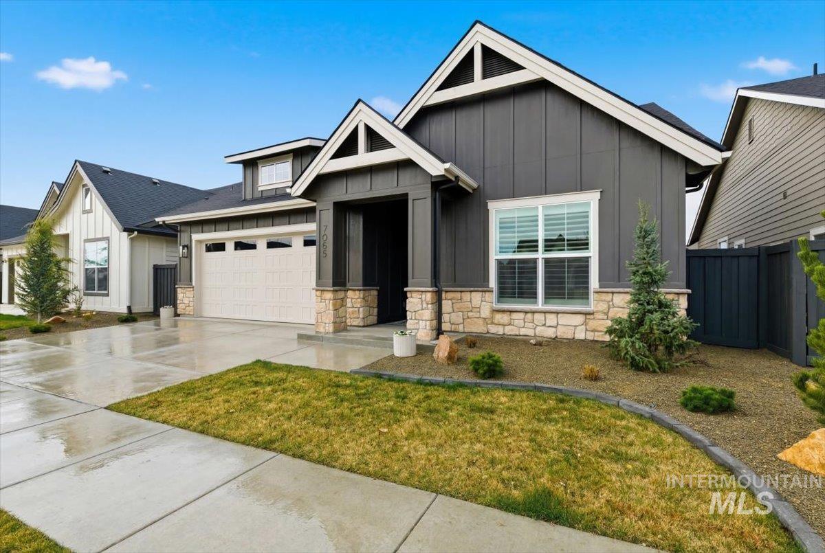 7065 S Zenith Ave, Meridian, Idaho 83642, 3 Bedrooms, 2.5 Bathrooms, Residential For Sale, Price $679,900,MLS 98979423