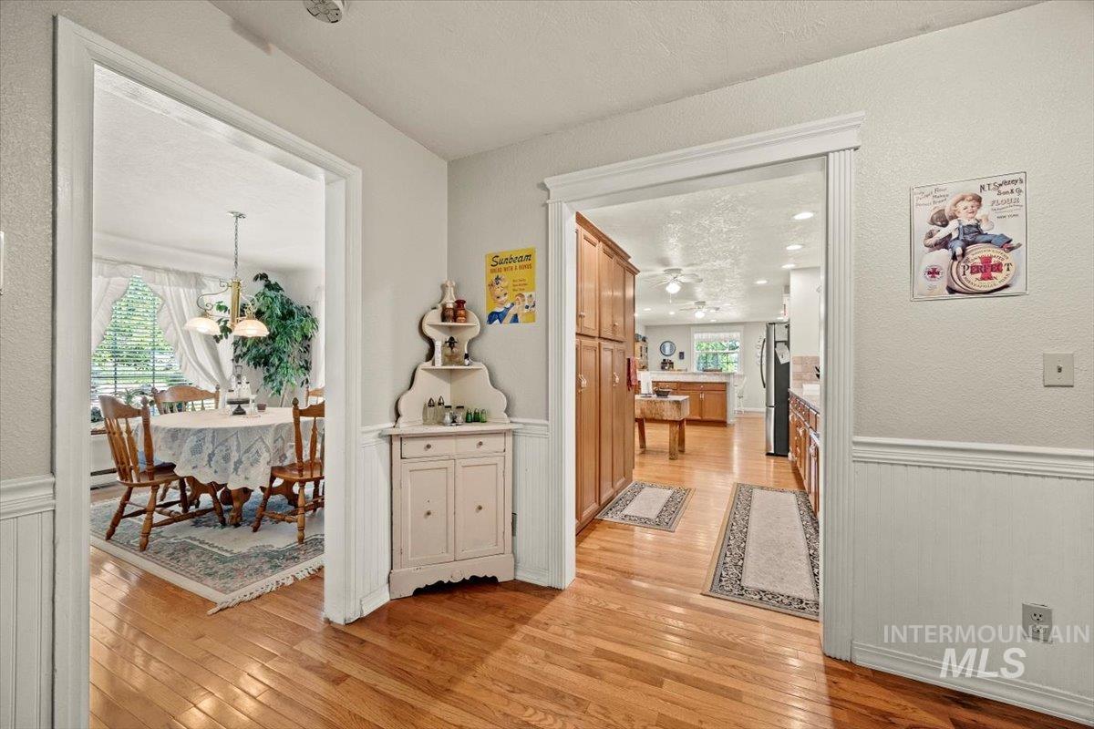 7425 Robinson Rd, Kuna, Idaho 83634, 8 Bedrooms, 5 Bathrooms, Residential For Sale, Price $1,299,000, 98979424