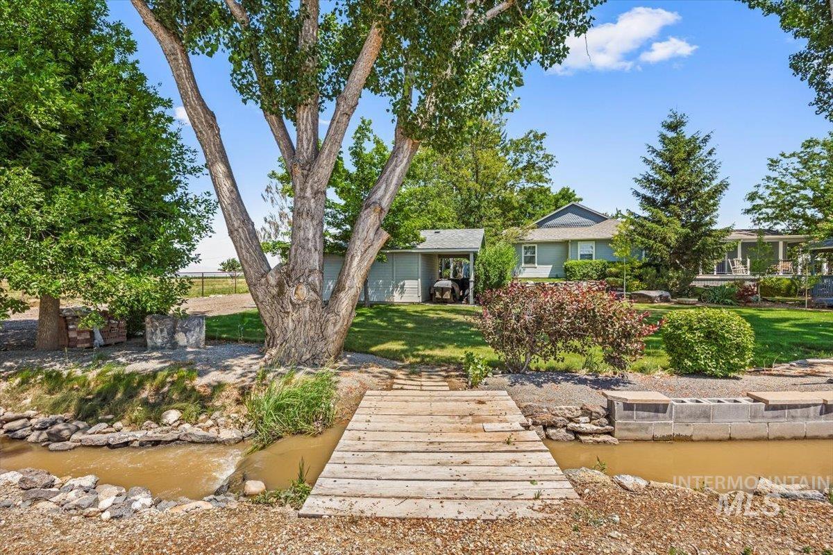 7425 Robinson Rd, Kuna, Idaho 83634, 8 Bedrooms, 5 Bathrooms, Residential For Sale, Price $1,299,000, 98979424