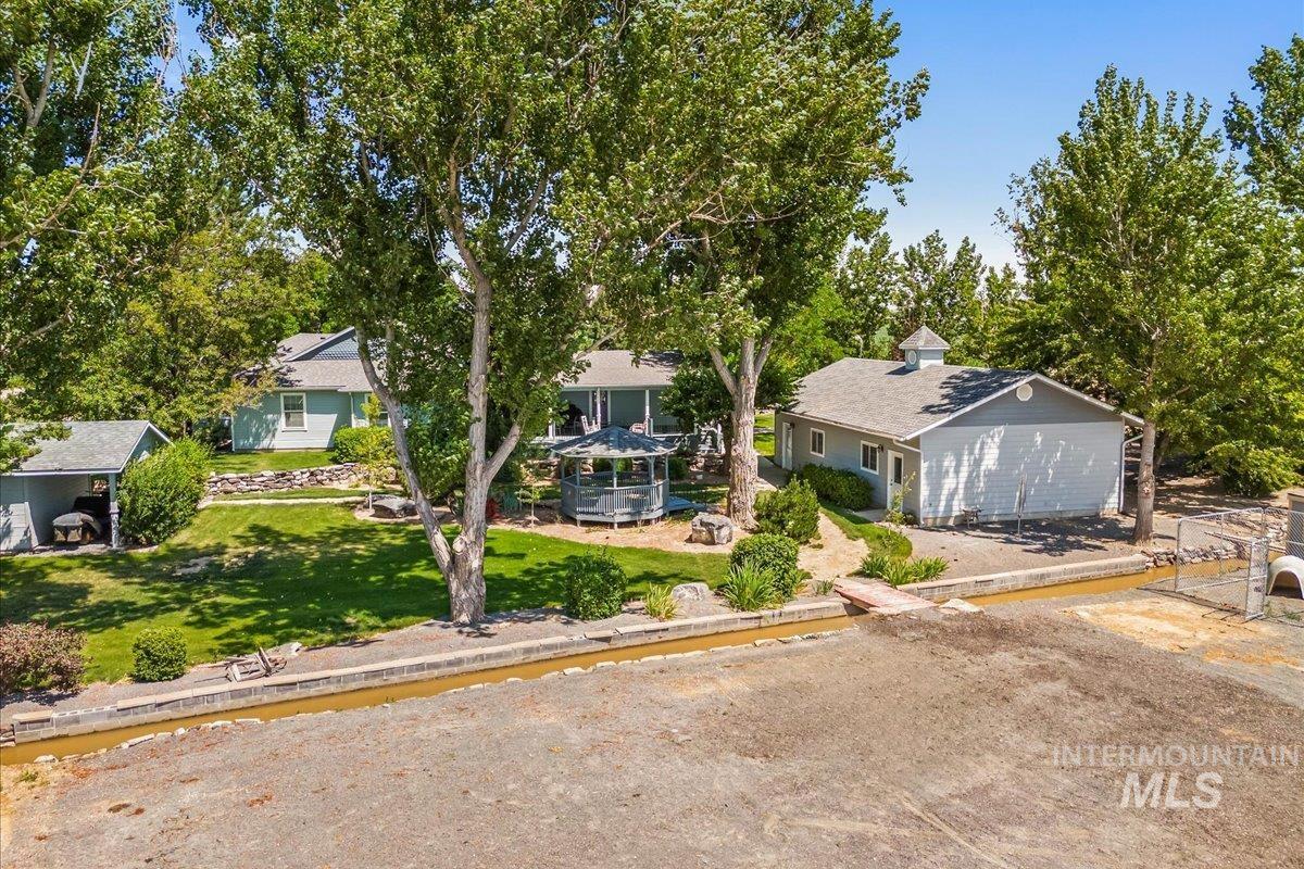 7425 Robinson Rd, Kuna, Idaho 83634, 8 Bedrooms, 5 Bathrooms, Residential For Sale, Price $1,299,000, 98979424