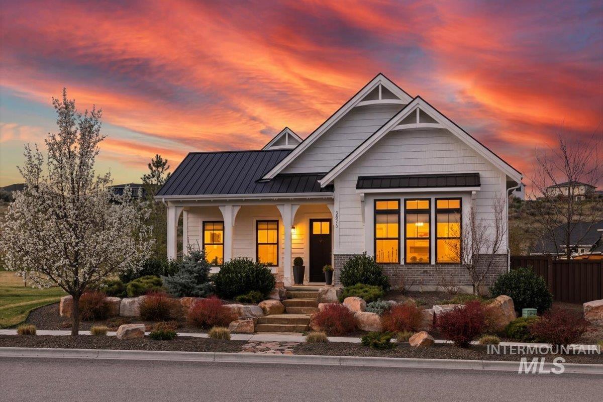 3873 W Hidden Springs Dr, Boise, Idaho 83714, 3 Bedrooms, 2.5 Bathrooms, Residential For Sale, Price $769,900,MLS 98979426