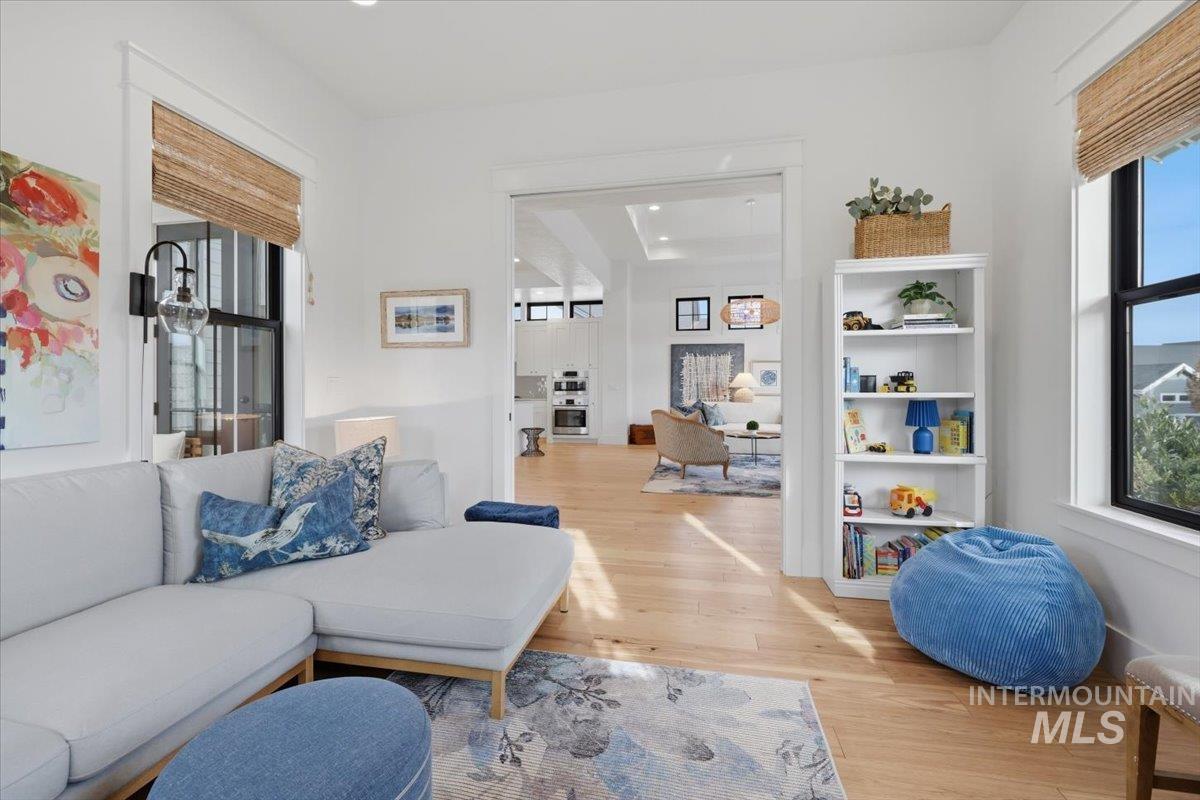 3873 W Hidden Springs Dr, Boise, Idaho 83714, 3 Bedrooms, 2.5 Bathrooms, Residential For Sale, Price $769,900,MLS 98979426