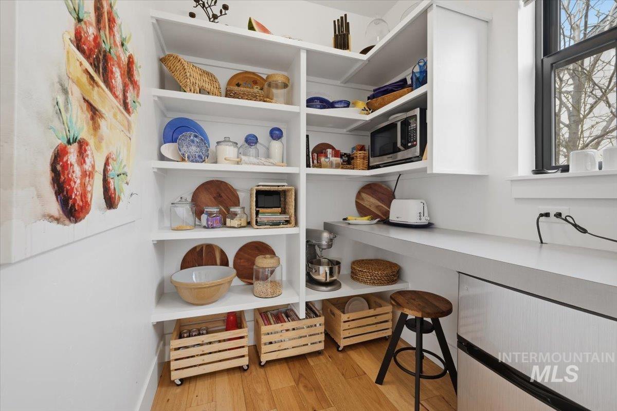 3873 W Hidden Springs Dr, Boise, Idaho 83714, 3 Bedrooms, 2.5 Bathrooms, Residential For Sale, Price $769,900,MLS 98979426