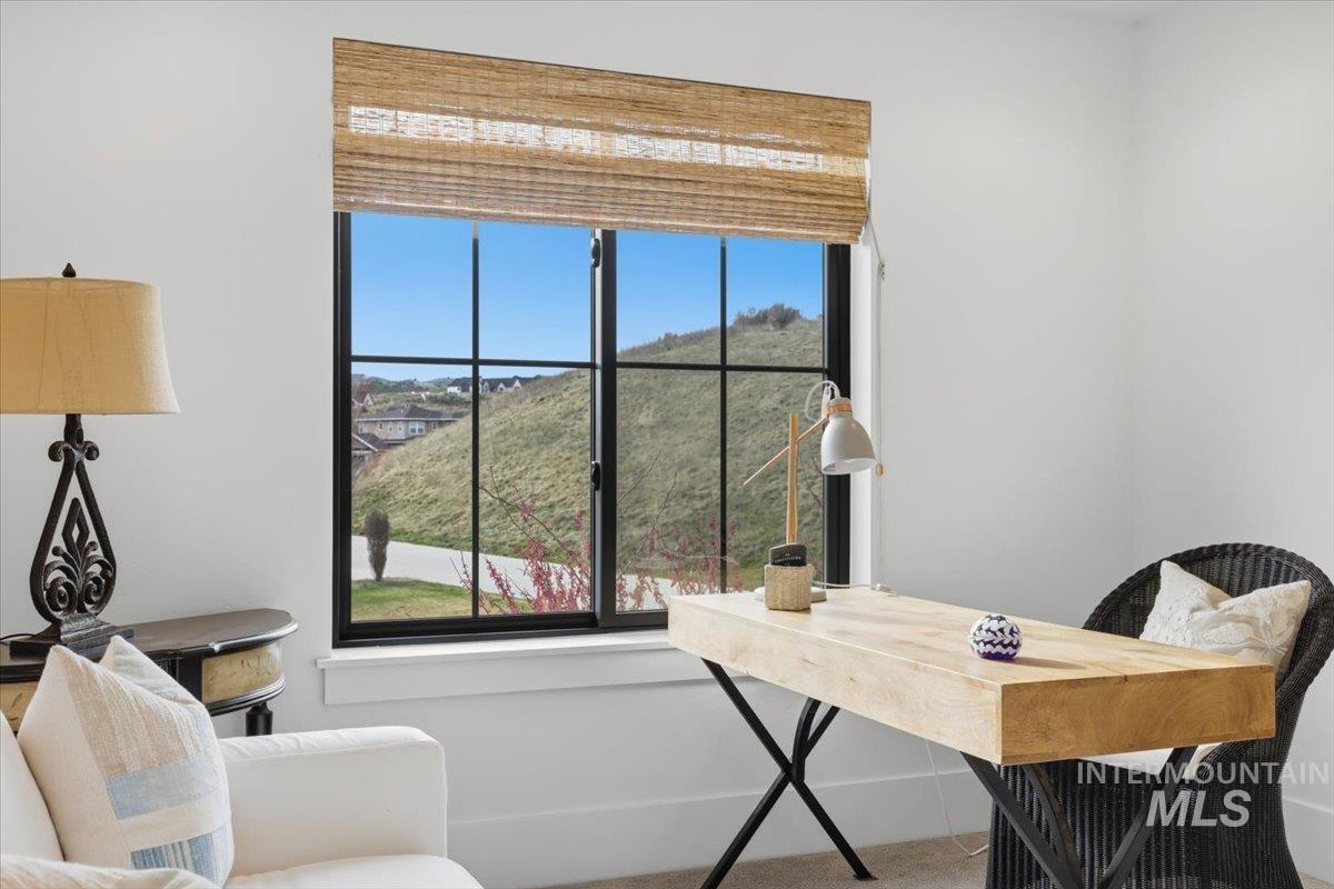 3873 W Hidden Springs Dr, Boise, Idaho 83714, 3 Bedrooms, 2.5 Bathrooms, Residential For Sale, Price $769,900,MLS 98979426