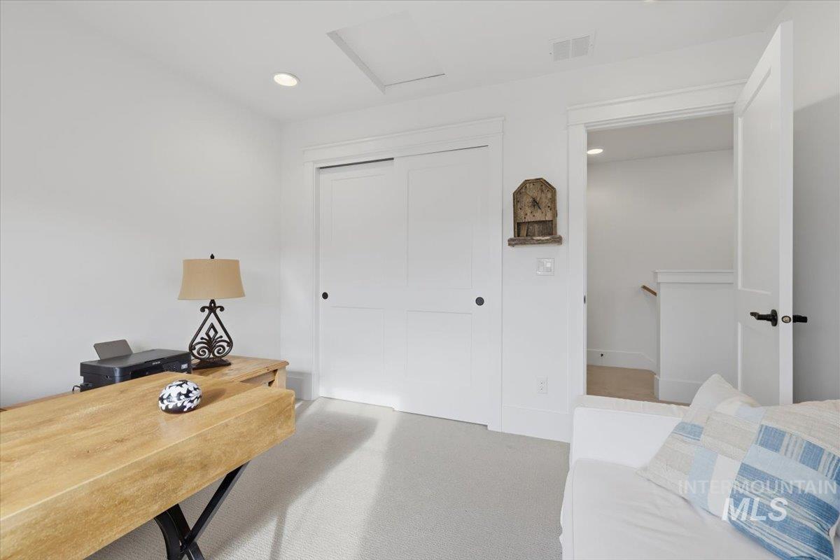 3873 W Hidden Springs Dr, Boise, Idaho 83714, 3 Bedrooms, 2.5 Bathrooms, Residential For Sale, Price $769,900,MLS 98979426