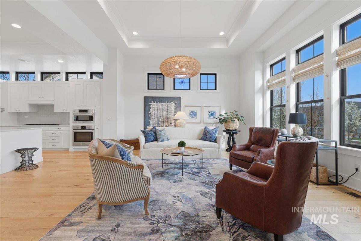 3873 W Hidden Springs Dr, Boise, Idaho 83714, 3 Bedrooms, 2.5 Bathrooms, Residential For Sale, Price $769,900,MLS 98979426