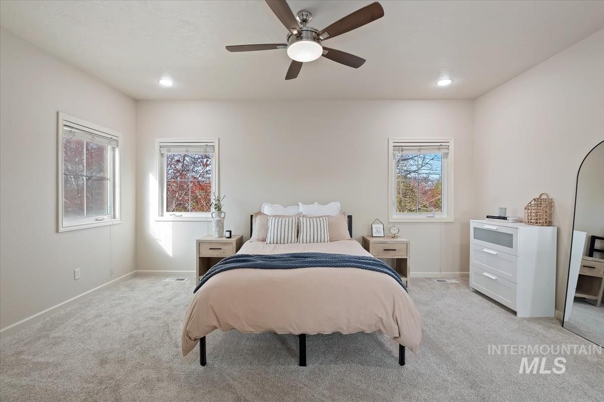 191 S Spring Lake Way, Star, Idaho 83669, 3 Bedrooms, 2.5 Bathrooms, Residential For Sale, Price $569,900,MLS 98979428