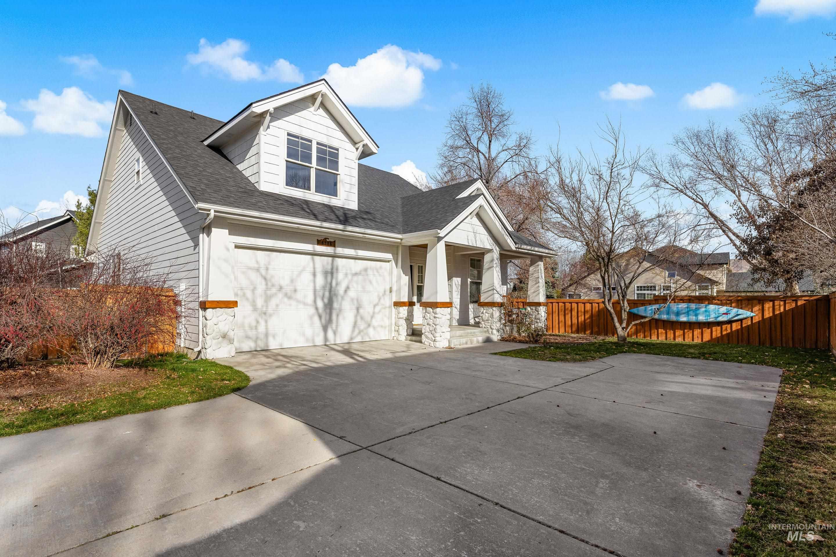 6286 E Gateway Ct, Boise, Idaho 83716, 4 Bedrooms, 3 Bathrooms, Residential For Sale, Price $724,900,MLS 98979431