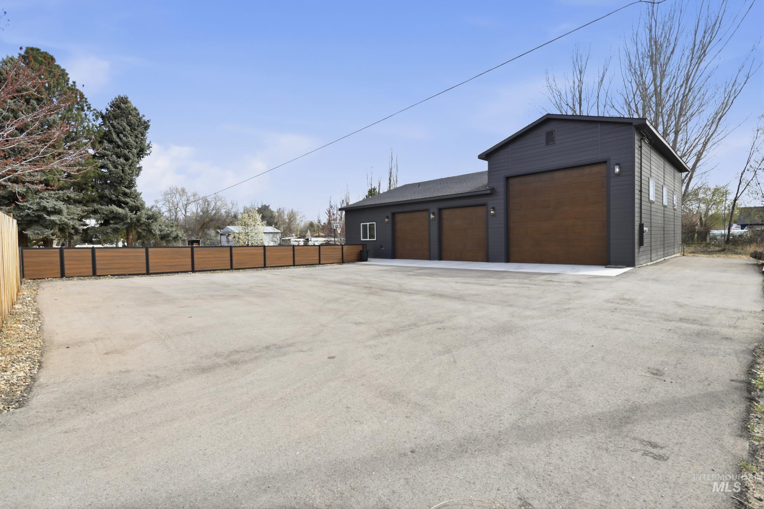 10325 W Roan Meadows Dr, Boise, Idaho 83709, 5 Bedrooms, 4 Bathrooms, Residential For Sale, Price $1,350,000, 98979432