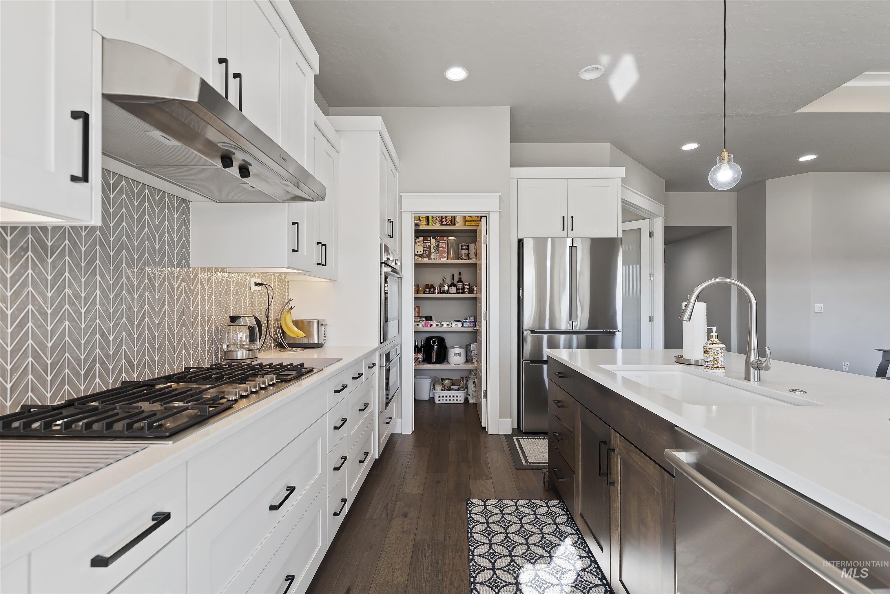 3581 E Kalinga Ln, Meridian, Idaho 83642, 2 Bedrooms, 2.5 Bathrooms, Residential For Sale, Price $675,000,MLS 98979433