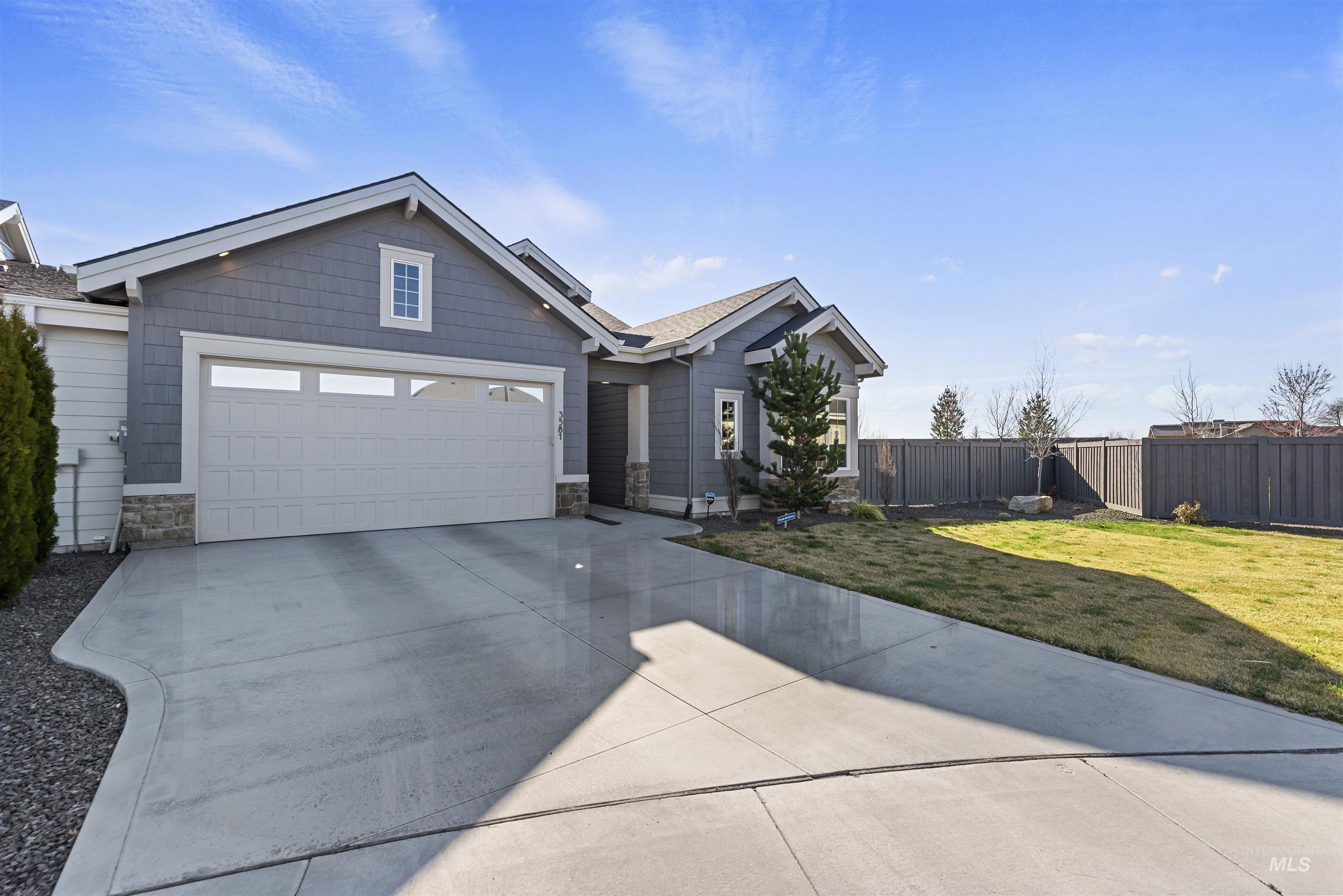 3581 E Kalinga Ln, Meridian, Idaho 83642, 2 Bedrooms, 2.5 Bathrooms, Residential For Sale, Price $675,000,MLS 98979433