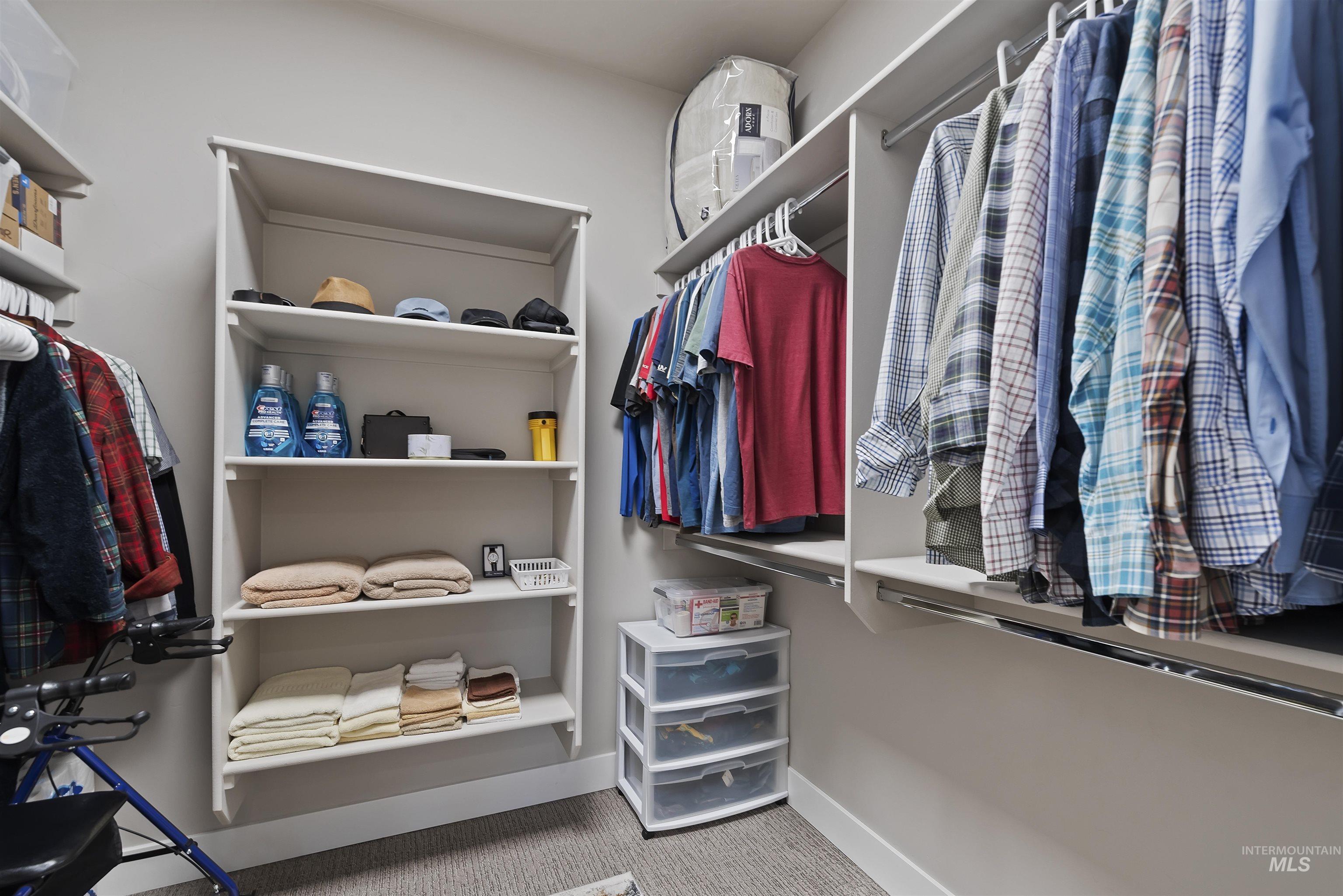 3581 E Kalinga Ln, Meridian, Idaho 83642, 2 Bedrooms, 2.5 Bathrooms, Residential For Sale, Price $675,000,MLS 98979433