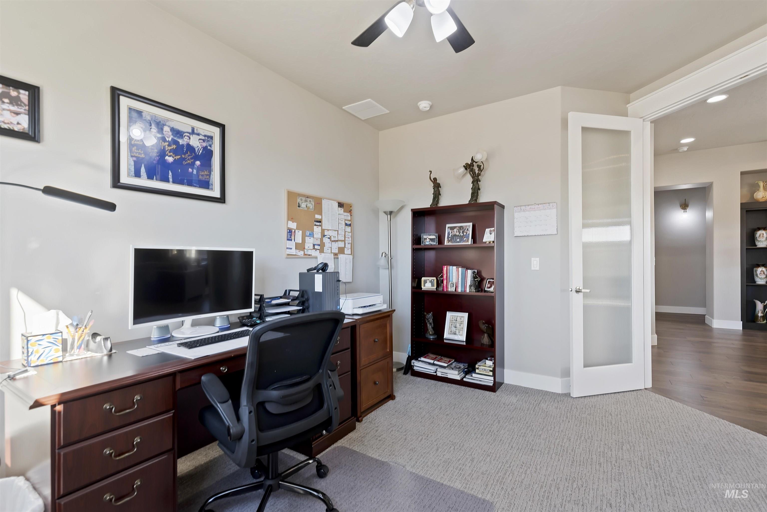 3581 E Kalinga Ln, Meridian, Idaho 83642, 2 Bedrooms, 2.5 Bathrooms, Residential For Sale, Price $675,000,MLS 98979433