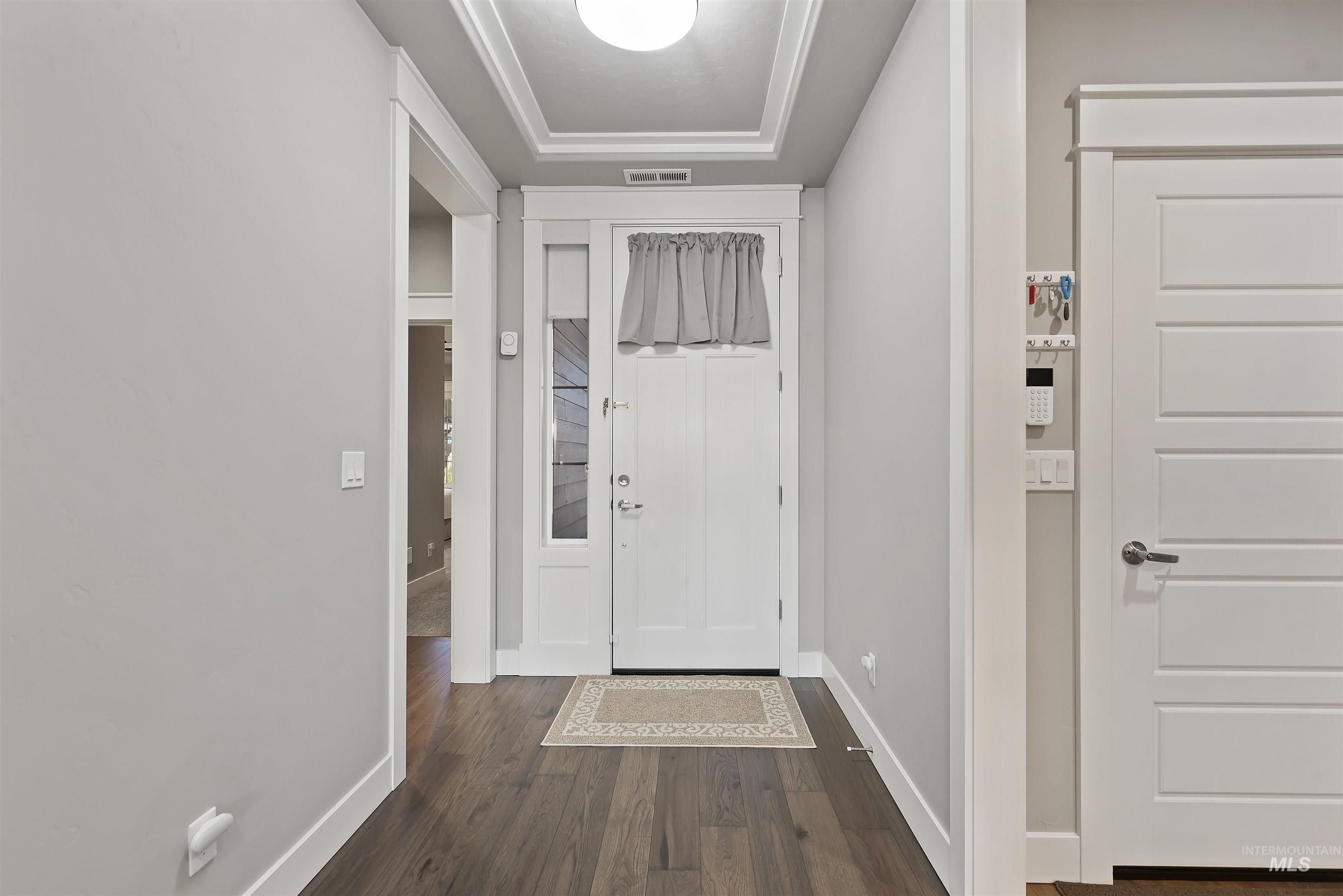 3581 E Kalinga Ln, Meridian, Idaho 83642, 2 Bedrooms, 2.5 Bathrooms, Residential For Sale, Price $675,000,MLS 98979433