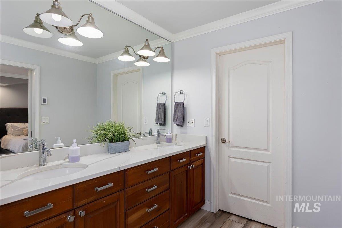 1624 Sunflower Lane, Twin Falls, Idaho 83301, 4 Bedrooms, 3.5 Bathrooms, Residential For Sale, Price $699,000,MLS 98979435