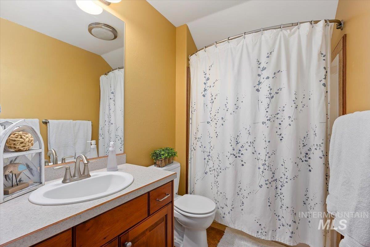 1624 Sunflower Lane, Twin Falls, Idaho 83301, 4 Bedrooms, 3.5 Bathrooms, Residential For Sale, Price $699,000,MLS 98979435