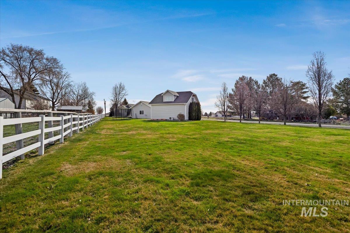 1624 Sunflower Lane, Twin Falls, Idaho 83301, 4 Bedrooms, 3.5 Bathrooms, Residential For Sale, Price $699,000,MLS 98979435