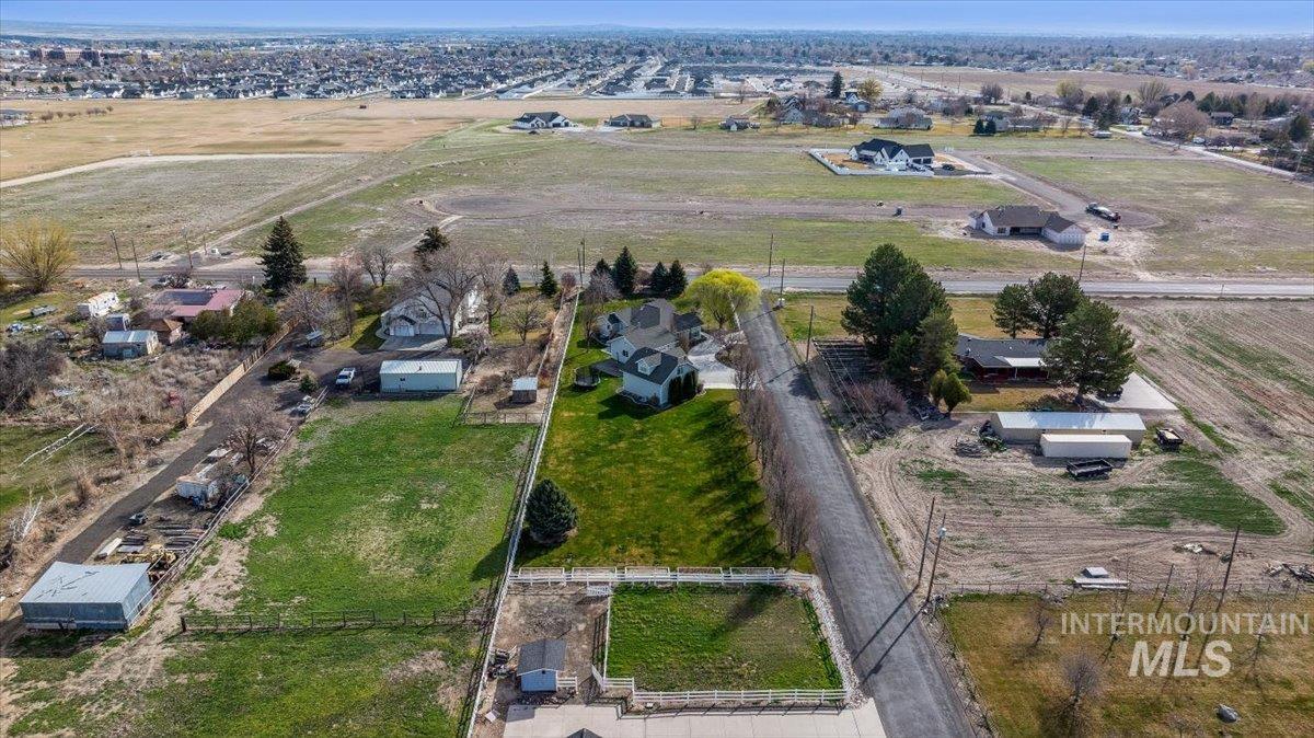 1624 Sunflower Lane, Twin Falls, Idaho 83301, 4 Bedrooms, 3.5 Bathrooms, Residential For Sale, Price $699,000,MLS 98979435