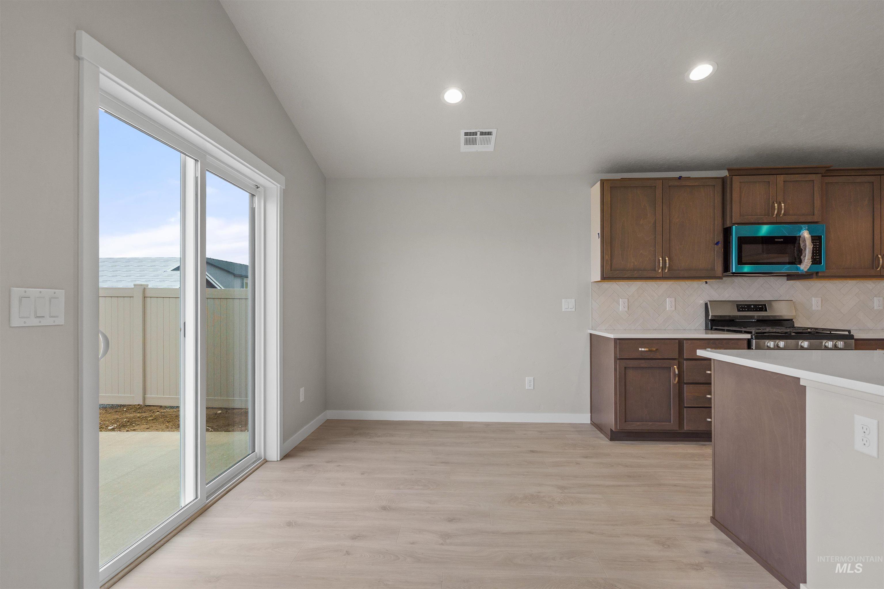 1810 Windhelm St, Caldwell, Idaho 83605, 3 Bedrooms, 2 Bathrooms, Residential For Sale, Price $409,990,MLS 98979439