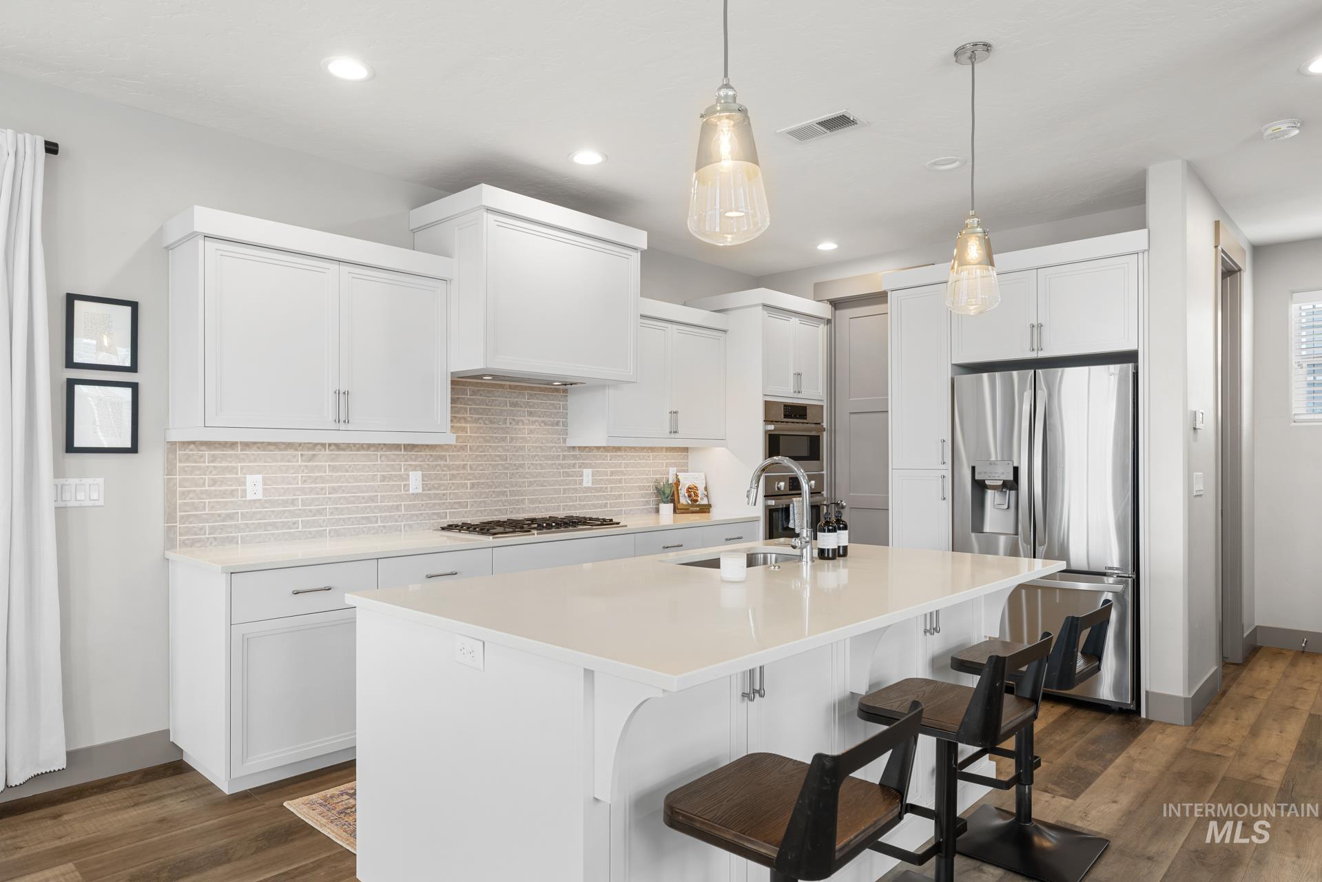 4198 E Wolf Tree St, Boise, Idaho 83716, 3 Bedrooms, 3.5 Bathrooms, Residential For Sale, Price $655,000,MLS 98979441