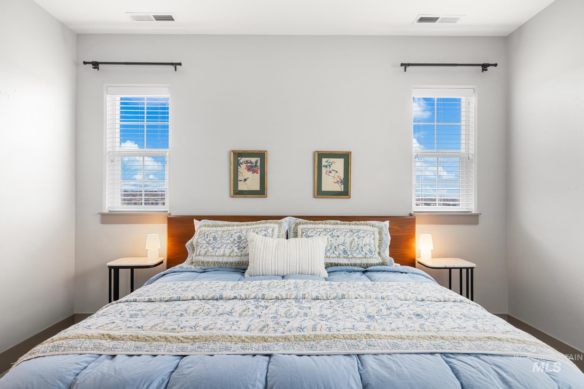 4198 E Wolf Tree St, Boise, Idaho 83716, 3 Bedrooms, 3.5 Bathrooms, Residential For Sale, Price $655,000,MLS 98979441