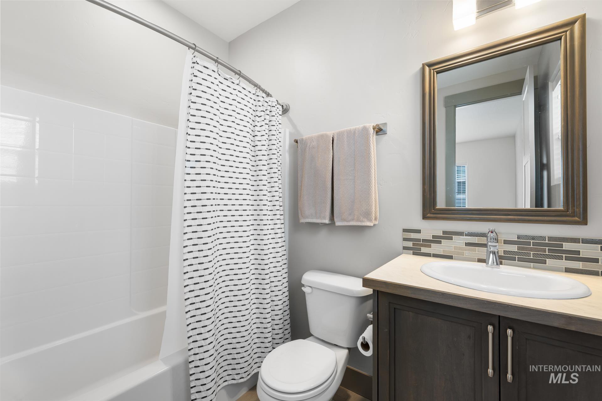 4198 E Wolf Tree St, Boise, Idaho 83716, 3 Bedrooms, 3.5 Bathrooms, Residential For Sale, Price $655,000,MLS 98979441