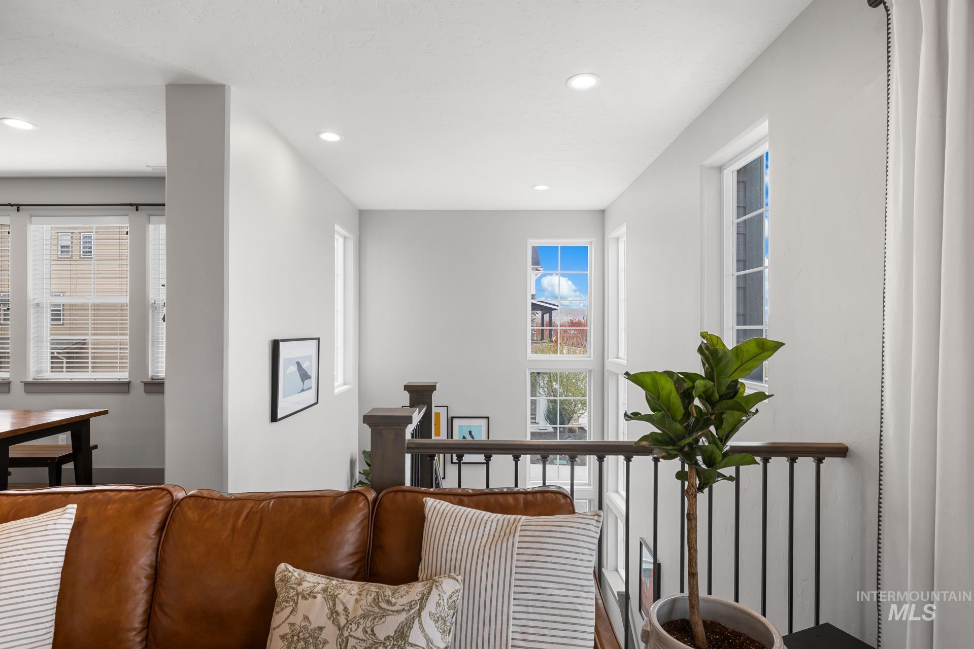 4198 E Wolf Tree St, Boise, Idaho 83716, 3 Bedrooms, 3.5 Bathrooms, Residential For Sale, Price $655,000,MLS 98979441