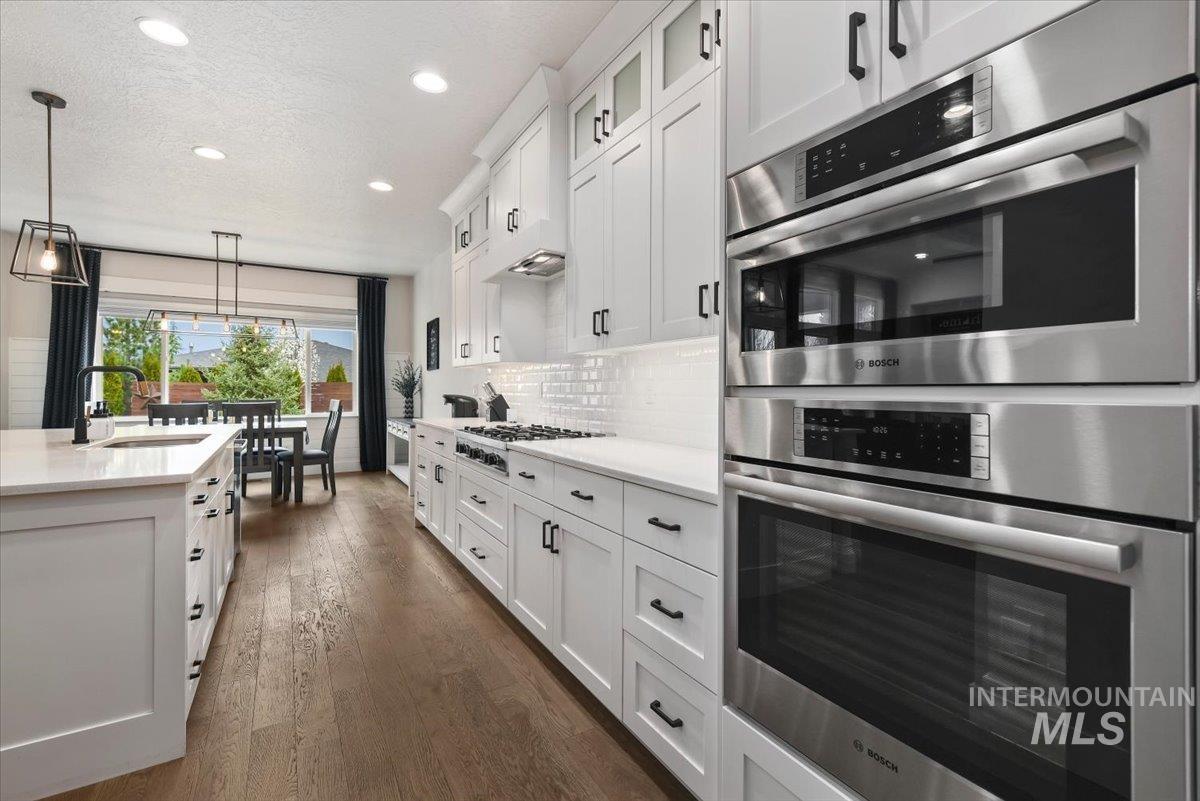 4512 W Star Hollow Court, Meridian, Idaho 83646, 4 Bedrooms, 3.5 Bathrooms, Residential For Sale, Price $1,150,000,MLS 98979442