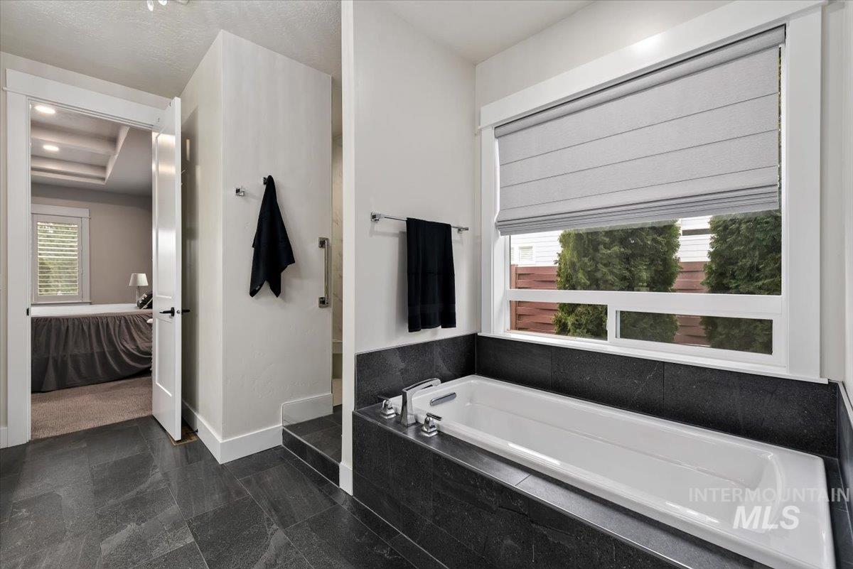 4512 W Star Hollow Court, Meridian, Idaho 83646, 4 Bedrooms, 3.5 Bathrooms, Residential For Sale, Price $1,150,000,MLS 98979442