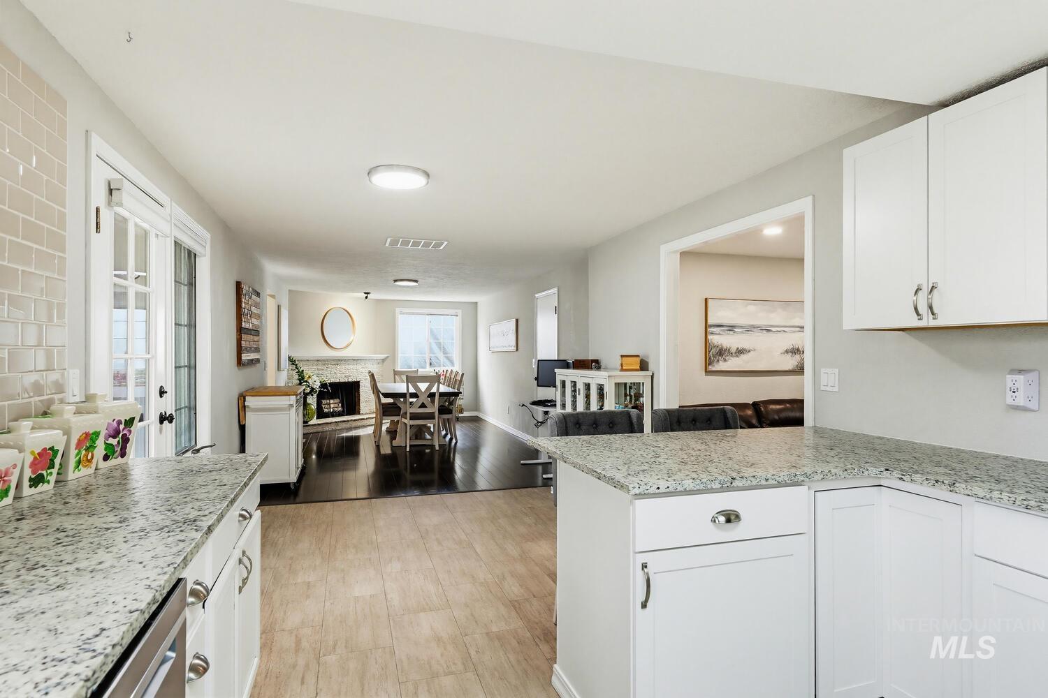 9160 W Austin St, Garden City, Idaho 83714-1508, 4 Bedrooms, 3 Bathrooms, Residential For Sale, Price $465,000,MLS 98979443