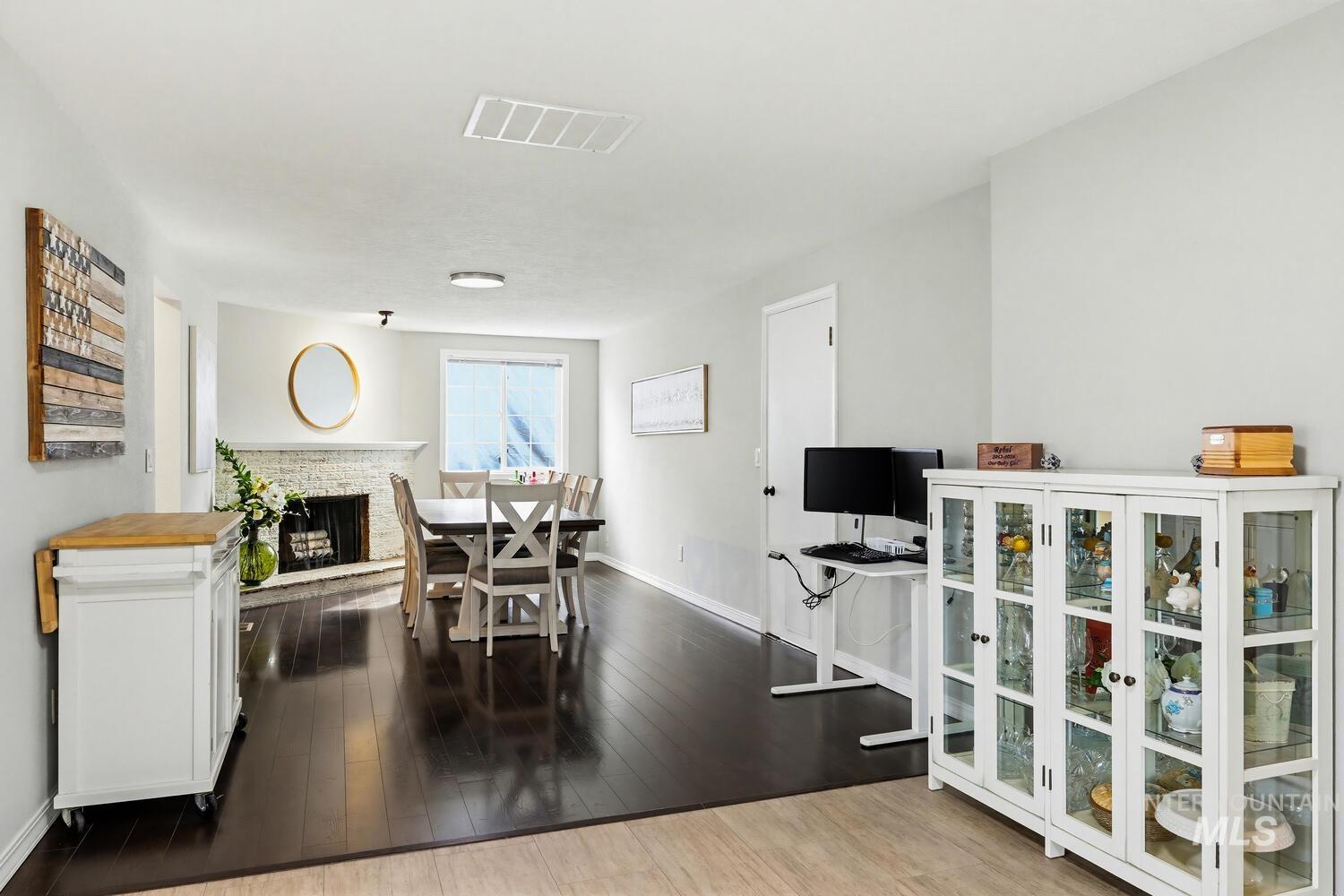 9160 W Austin St, Garden City, Idaho 83714-1508, 4 Bedrooms, 3 Bathrooms, Residential For Sale, Price $465,000,MLS 98979443