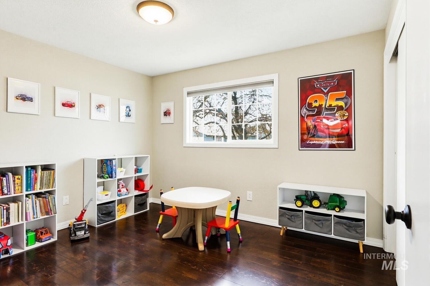 9160 W Austin St, Garden City, Idaho 83714-1508, 4 Bedrooms, 3 Bathrooms, Residential For Sale, Price $465,000,MLS 98979443