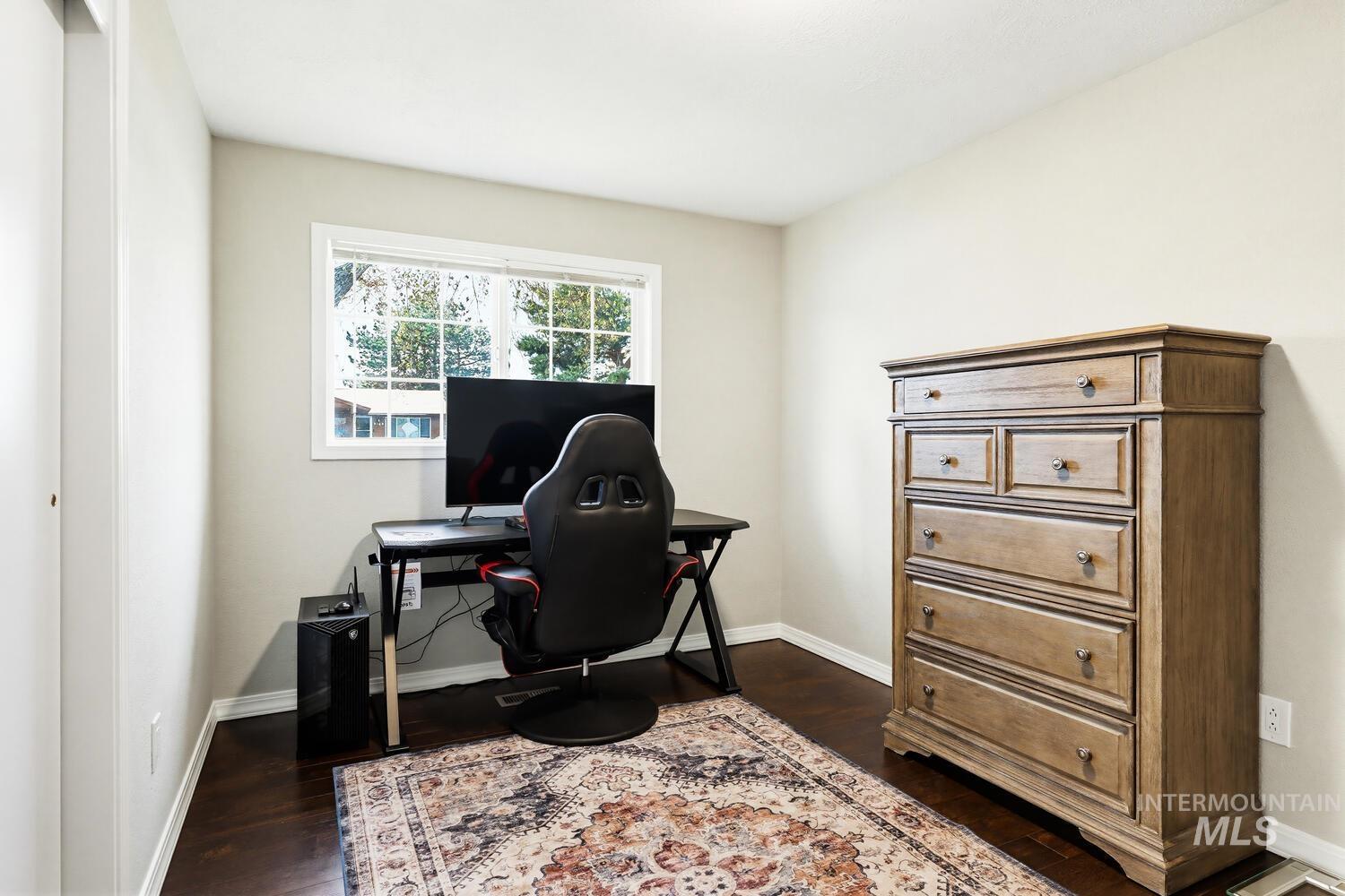 9160 W Austin St, Garden City, Idaho 83714-1508, 4 Bedrooms, 3 Bathrooms, Residential For Sale, Price $465,000,MLS 98979443